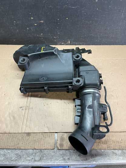 2007 to 2010 BMW X5 Air Intake Cleaner Filter Housing Box OEM M9028 DG4