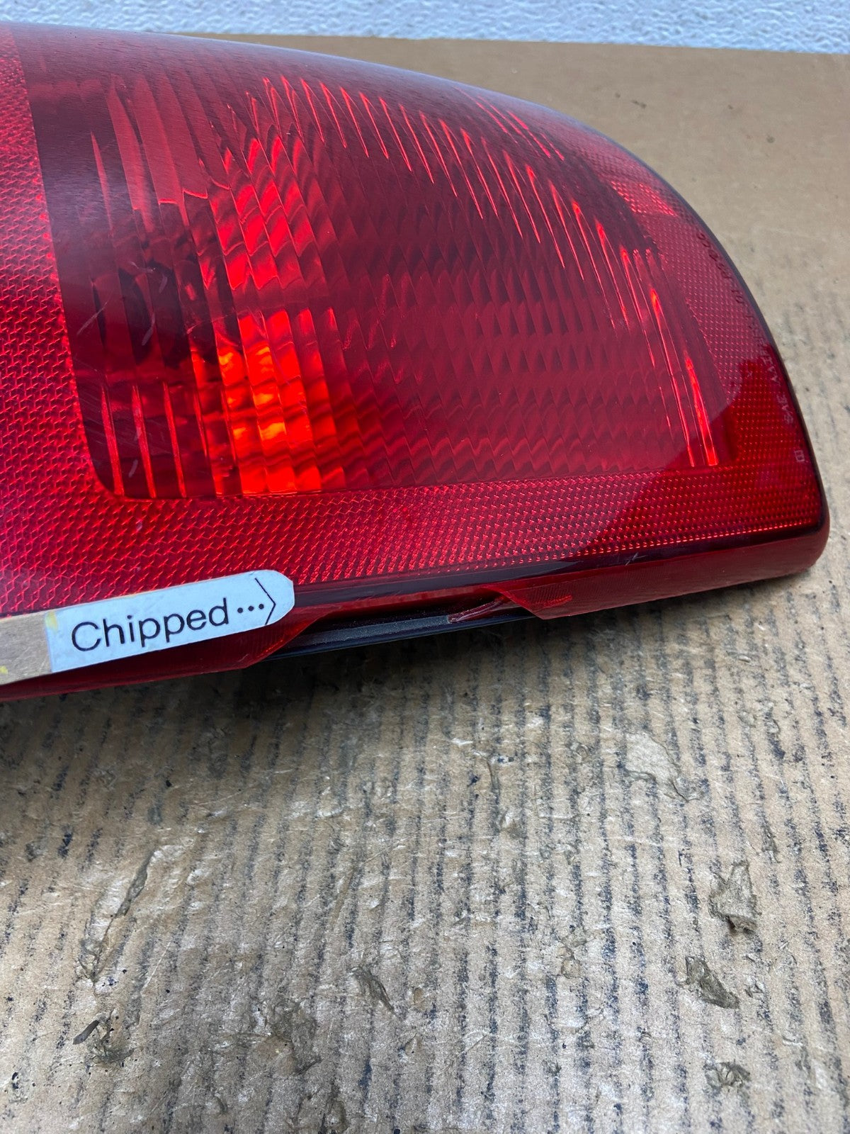 2004 - 2007 Dodge Grand Caravan Right Passenger Side Tail Light AE1510 LK4