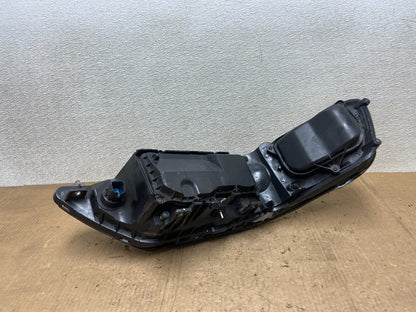 2005 to 2011 Lincoln Town Car Left Driver LH Side Headlight AA8270 DW6