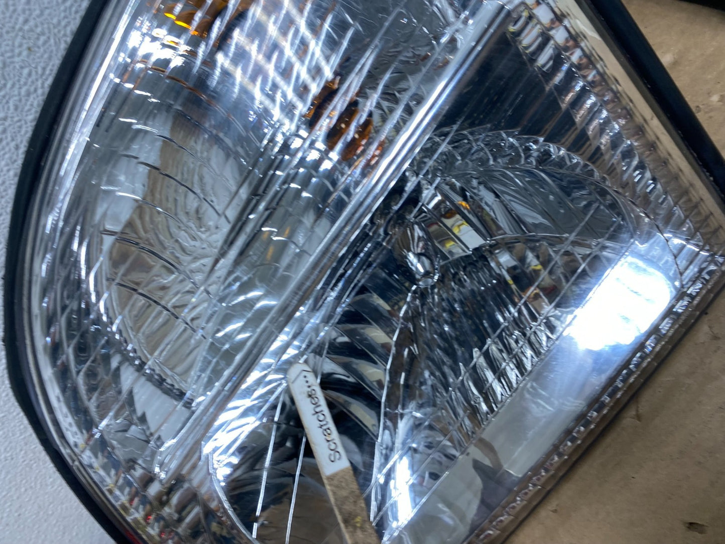 2002-2005 Mercury Mountaineer Left+Right Side Halogen Headlights AD3920 DW3