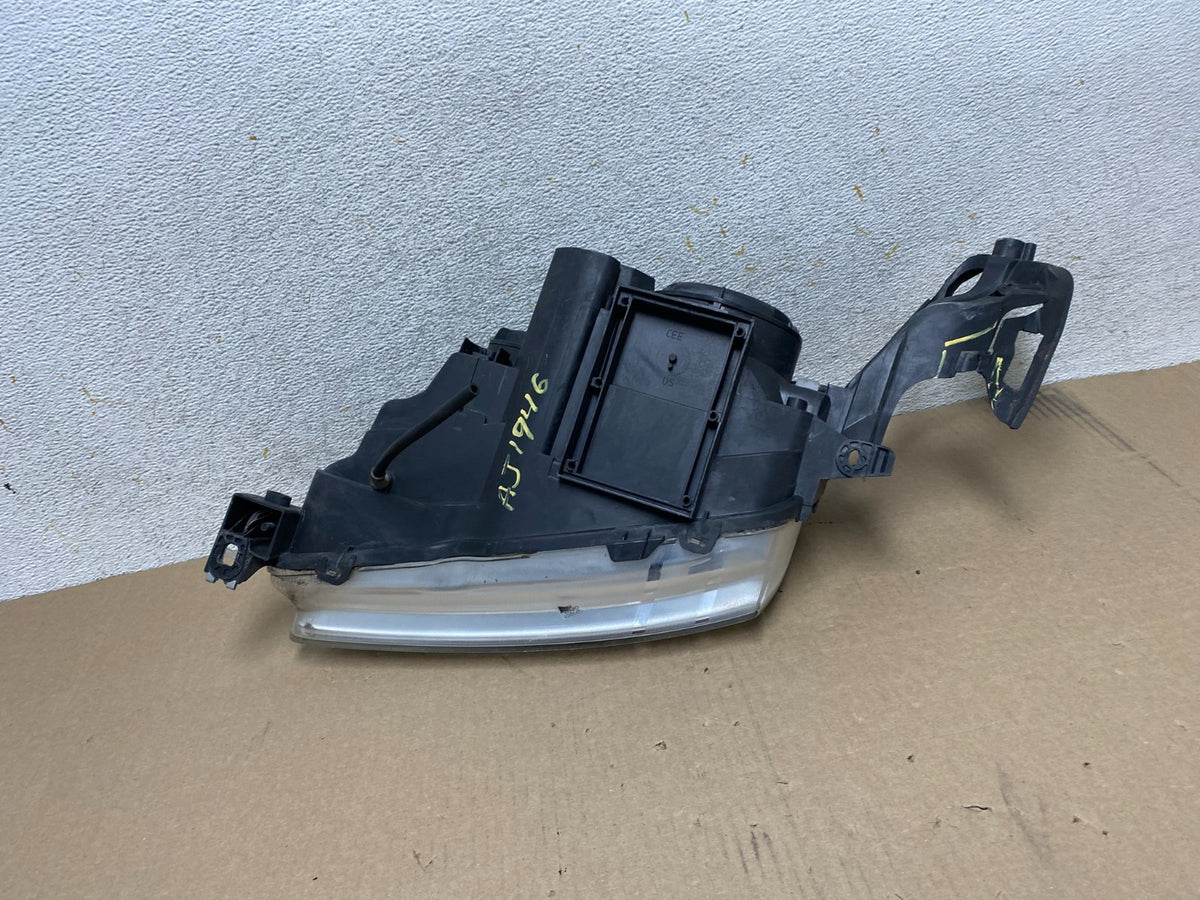 2002 to 2005 Saab 9-5 Right Passenger Side Halogen Headlight AJ1946 DW7
