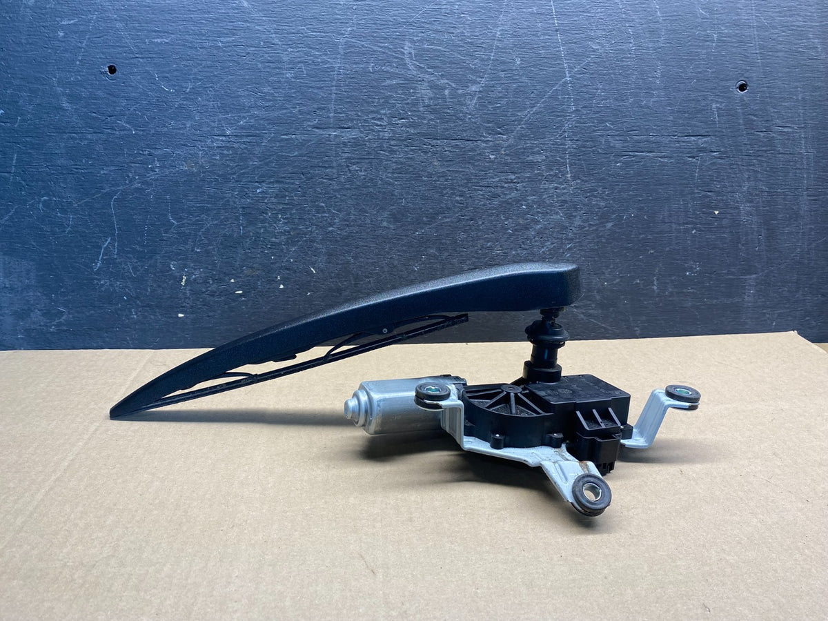2010 to 2016 Cadillac SRX Rear Windshield Washer Wiper Motor AG9635 DG1