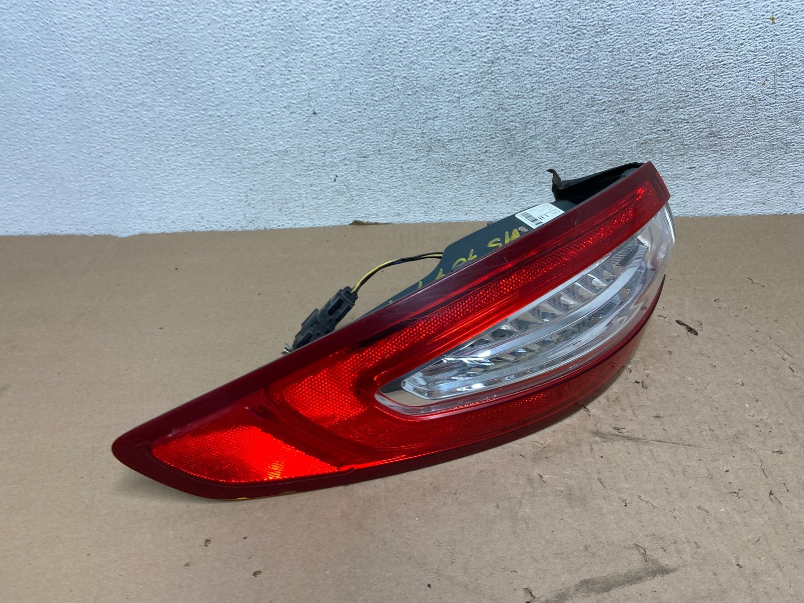 2013 to 2016 Ford Fusion Left Driver LH Side Tail Light AG41102