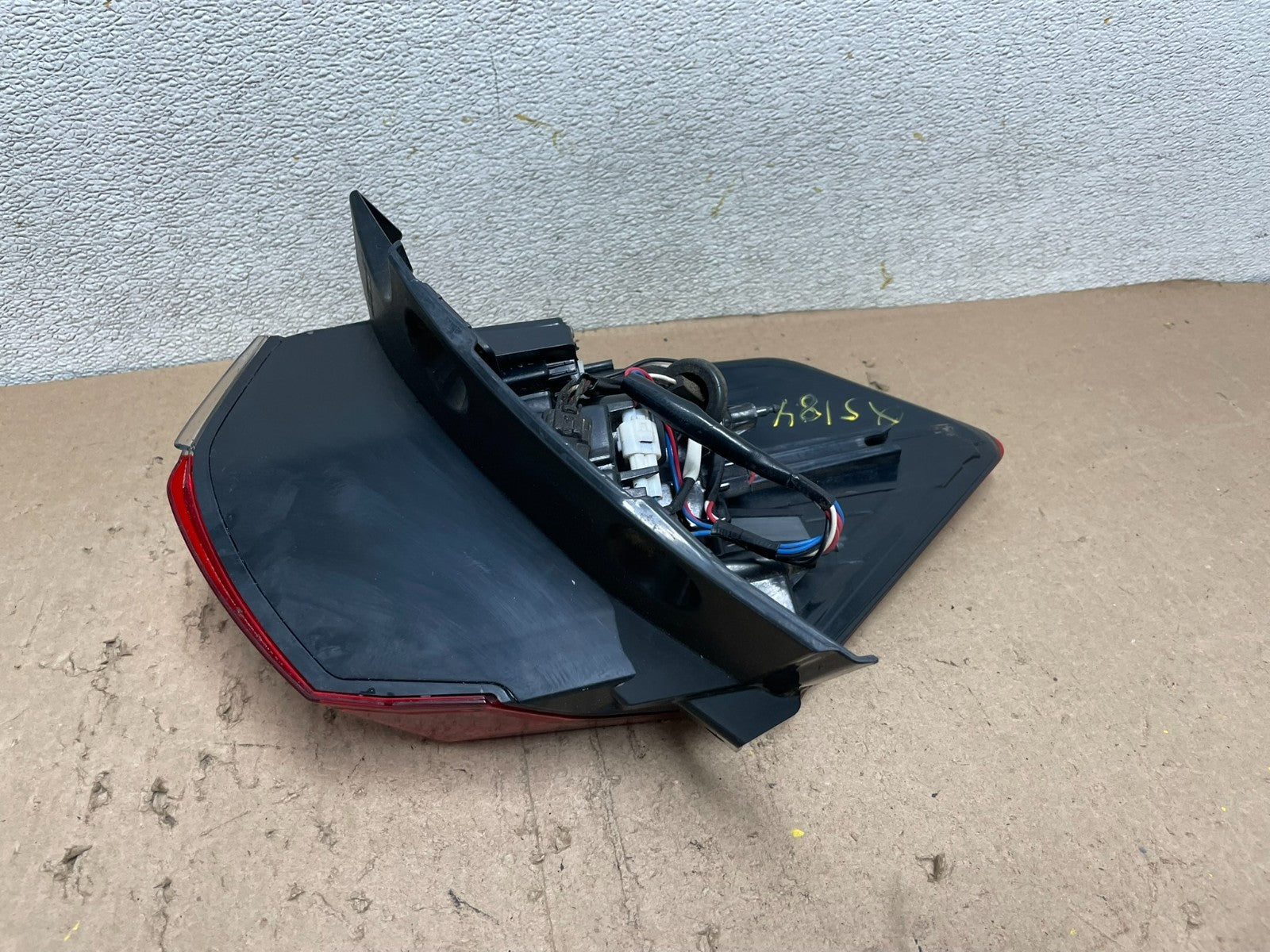2008 to 2015 Nissan Rogue Right Passenger RH Side Tail Light OEM Q5184 DW8
