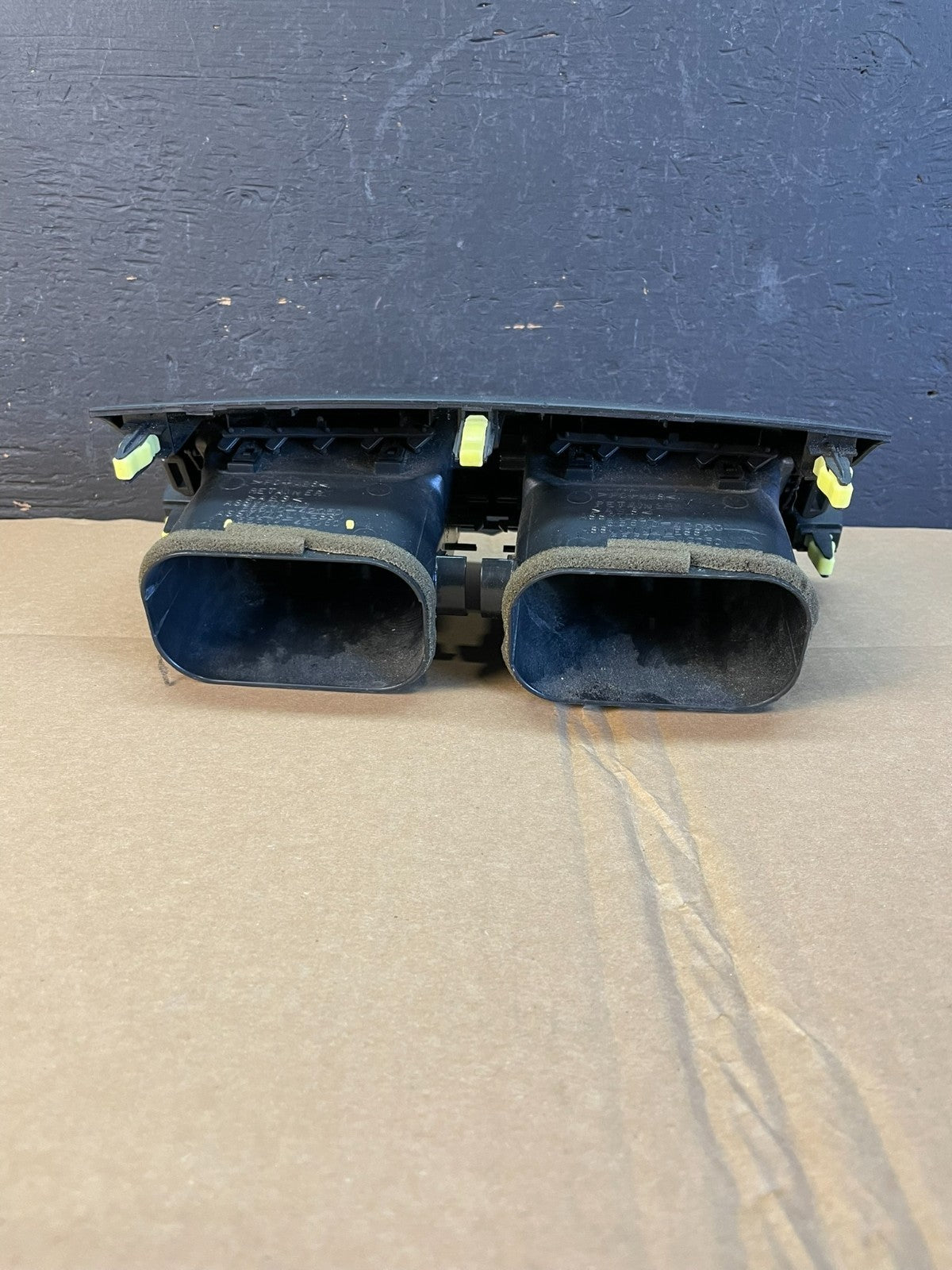 2006-2012 Toyota RAV4 Front Center Dash Air Vent Bezel 55670-42050 AC5248 DG4