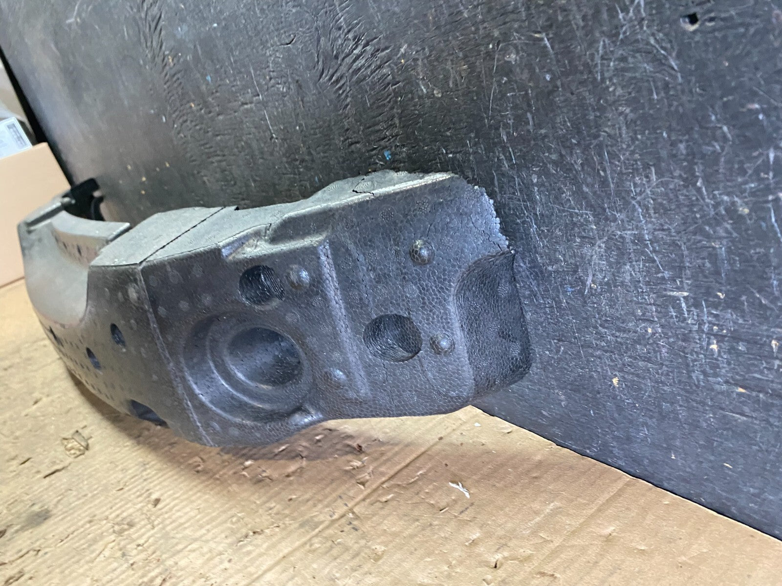 2009 - 2011 Jaguar XF Front Bumper Absorber Energy Impact N2107 PS1