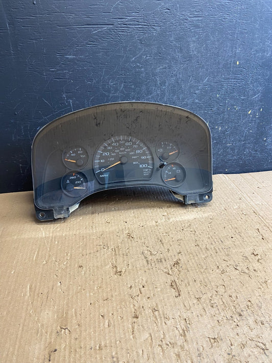 2004 to 2007 Chevrolet Express Speedometer Cluster Gauge af1588 DG0