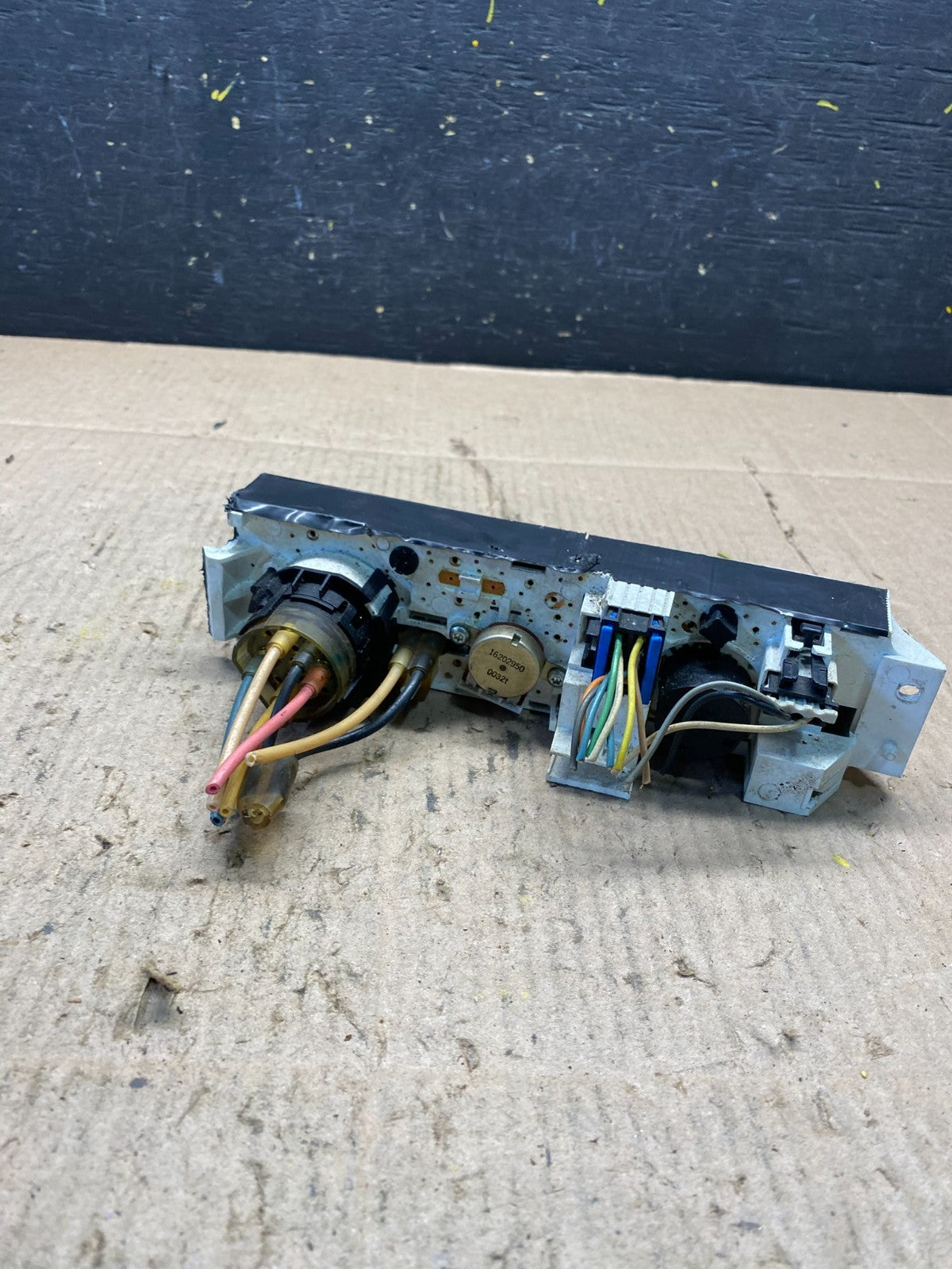 2001 - 2007 GMC Chevrolet Express 1500 Climate Control A/C R6218 DG4