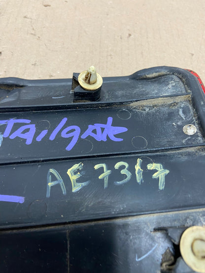 2002 2003 2004 Honda Odyssey Left Driver LH Side Tail Light Inner AE7317 LK6