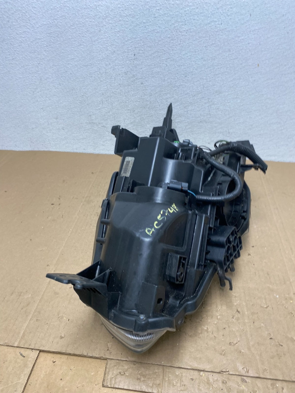 Halogen 2009-2014 Nissan Maxima Right Passenger Headlight AC5748 DW8