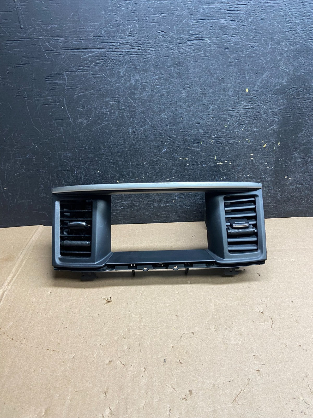 2013 to 2020 Nissan Pathfinder Center Dash Radio Trim Bezel Surround AI6347 DG0