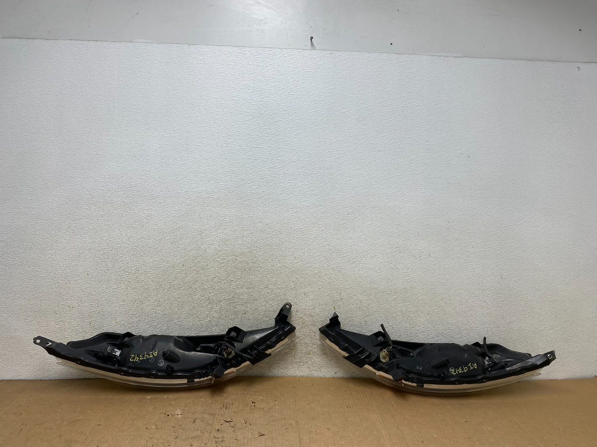 2011-2014 Nissan Juke Turn Signal Headlights Left+Right Halogen AI9342 LK8