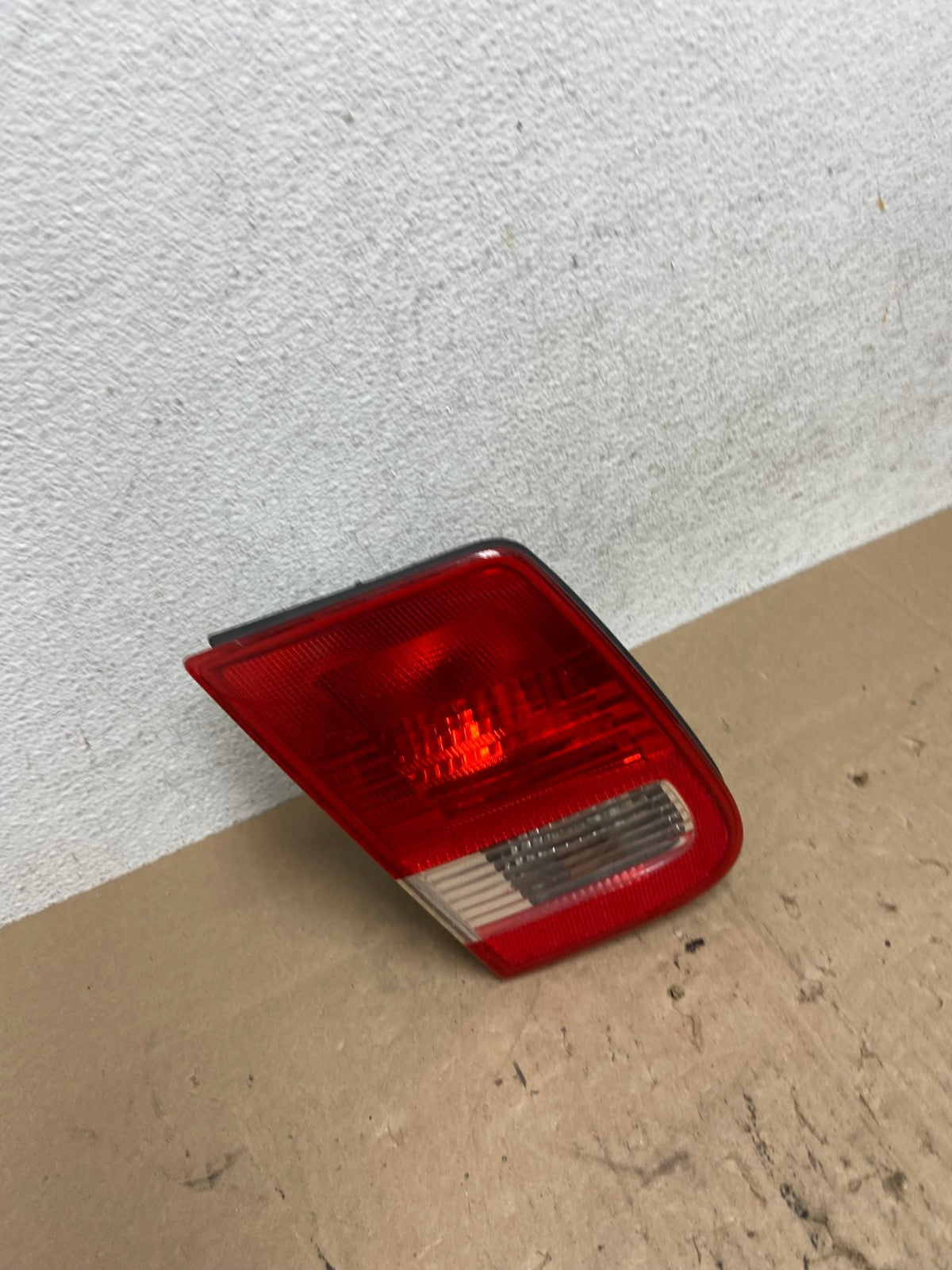 2003 to 2007 Saab 9-3 Left Driver LH Side Inner Tail Light AE6448 LK2