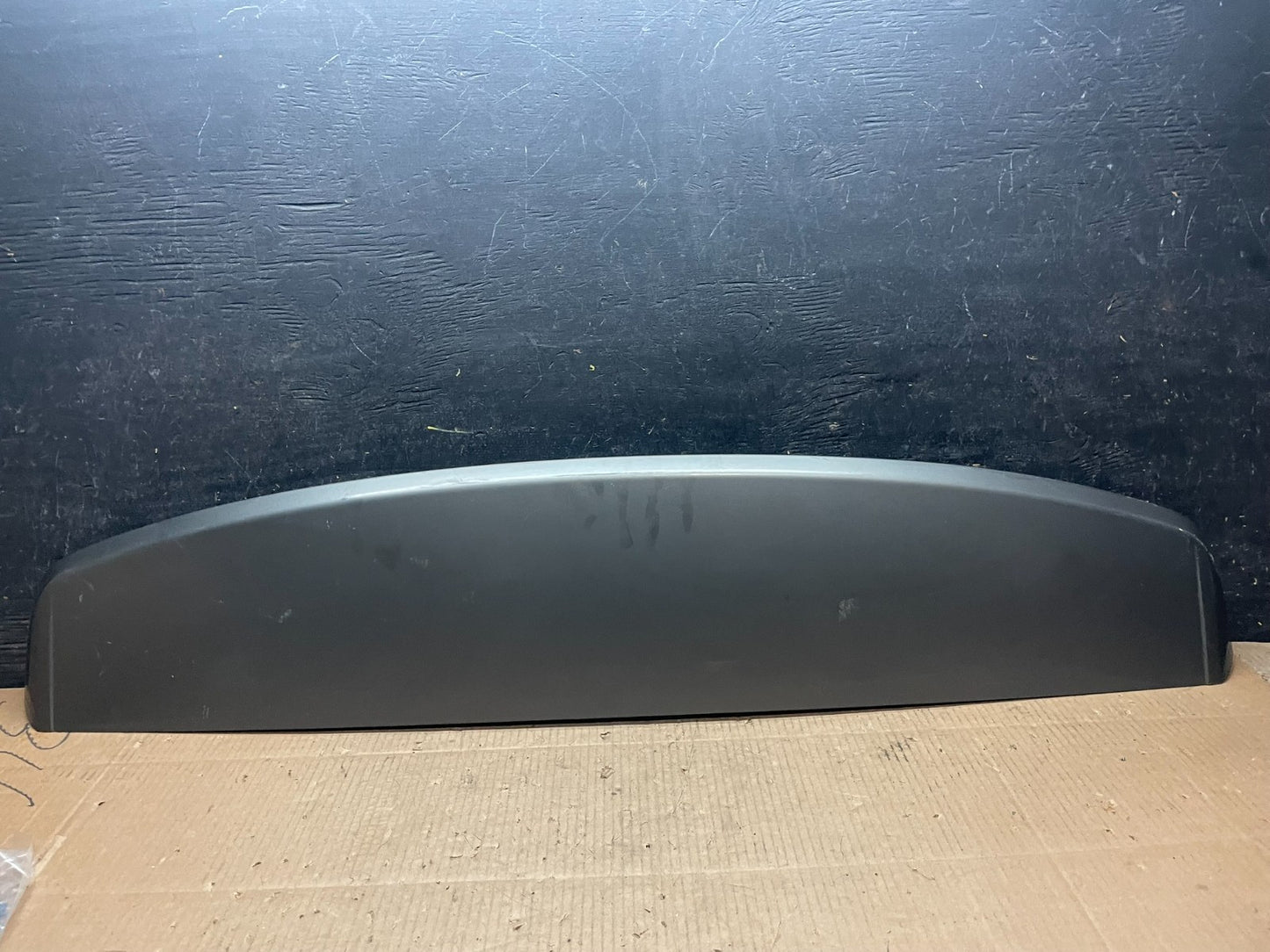 2009 to 2014 Volkswagen Routan Rear Trunk Spoiler OEM y1917 DG0