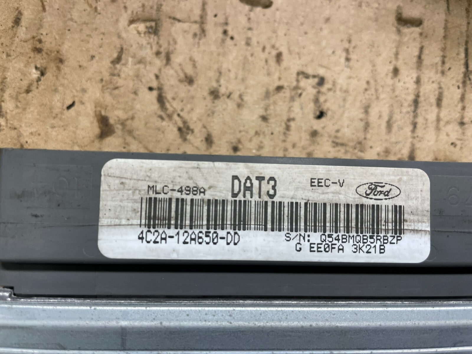 2004 Ford E-Series 4.6L Engine Control Computer 4c2a-12a650-dd n4885 DG2