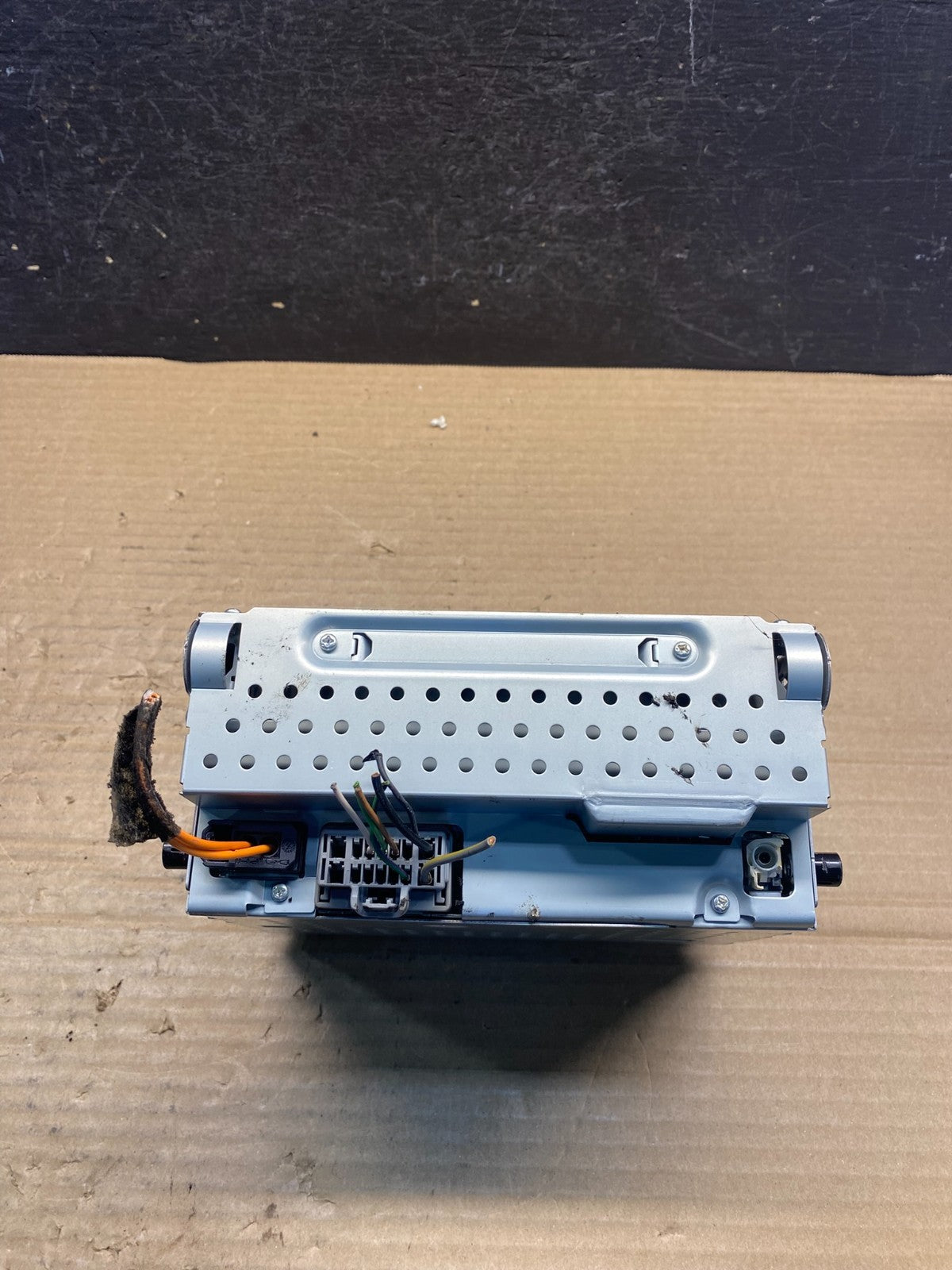 08-10 VOLVO 70 07-09 80 SERIES RADIO AM-FM STEREO MP3 PLAYER 31260541 AF3897 PS5