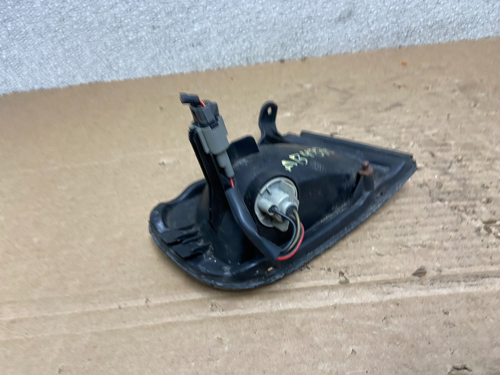 1995 1996 Nissan Maxima Left Driver LH Corner Turn Signal Oem AB4870 DW6