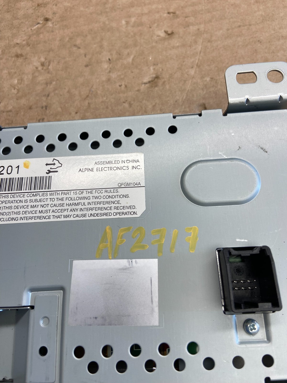 2010 - 2011 Chevrolet Equinox Radio Display Screen Information Dash Oe af2717 DG5