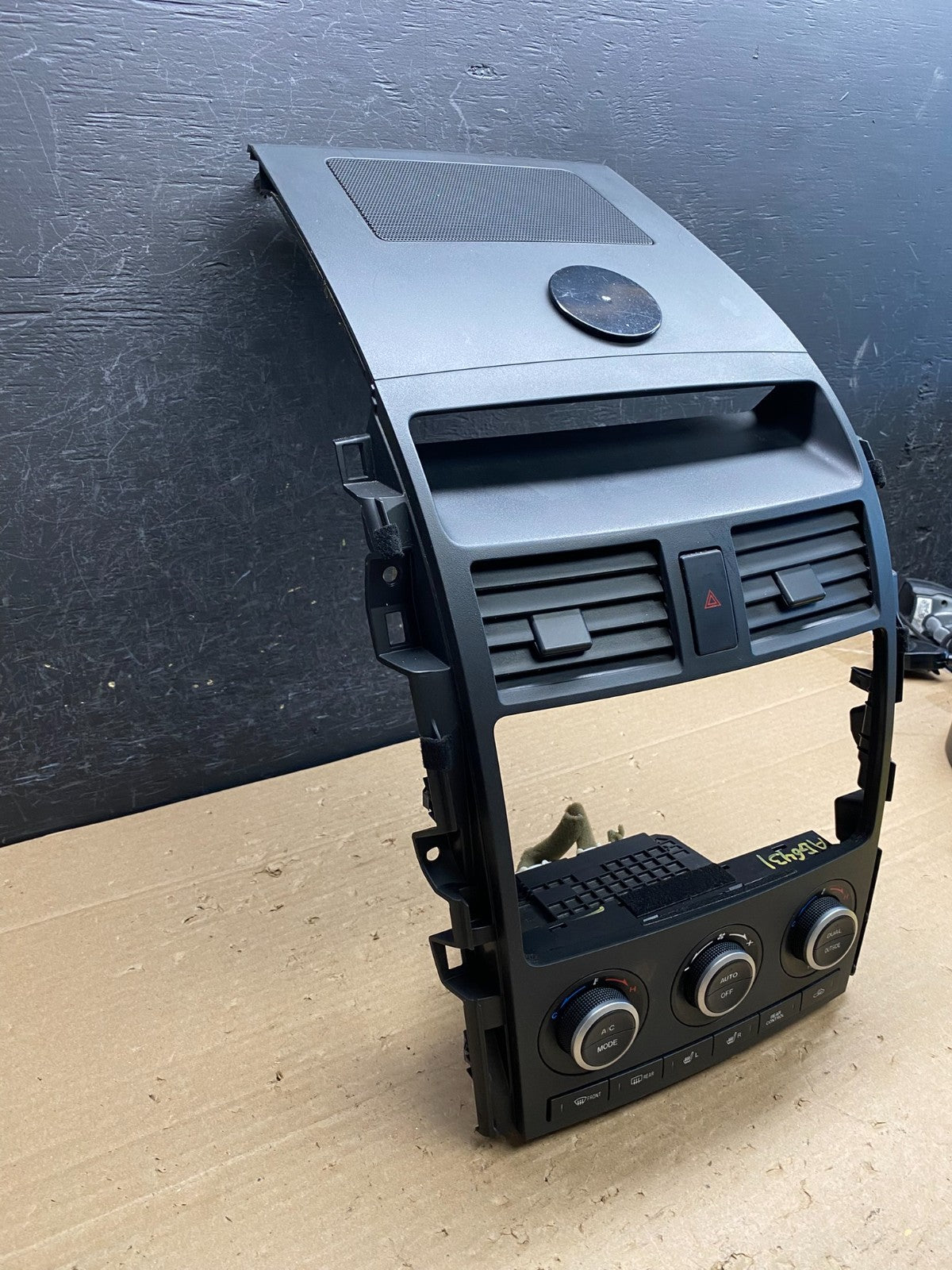 2007 - 2009 Mazda CX-9 Radio Dash Trim Bezel W/Vent AC Climate Control ag6431 DG2