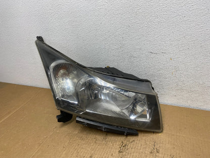 2011 to 2015 Chevrolet Cruze Halogen Right Passenger Rh Headlight AD2480 DW1