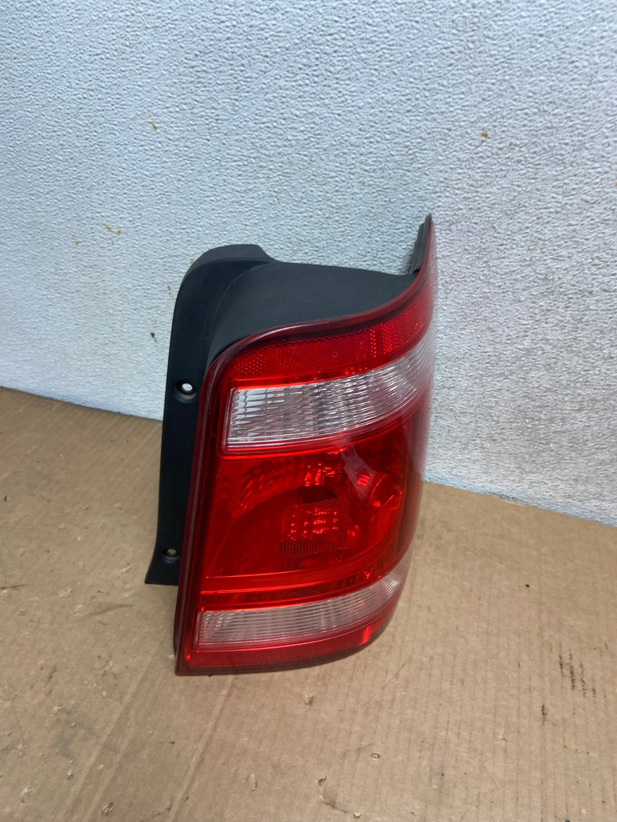 2008 to 2012 Ford Escape Right Passenger RH Side Tail Light AI8447 LK2