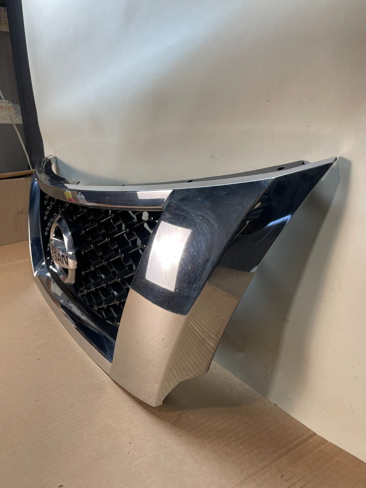 2013 to 2016 Nissan Pathfinder Front Upper Chrome Grill Grille AJ1022 DG1