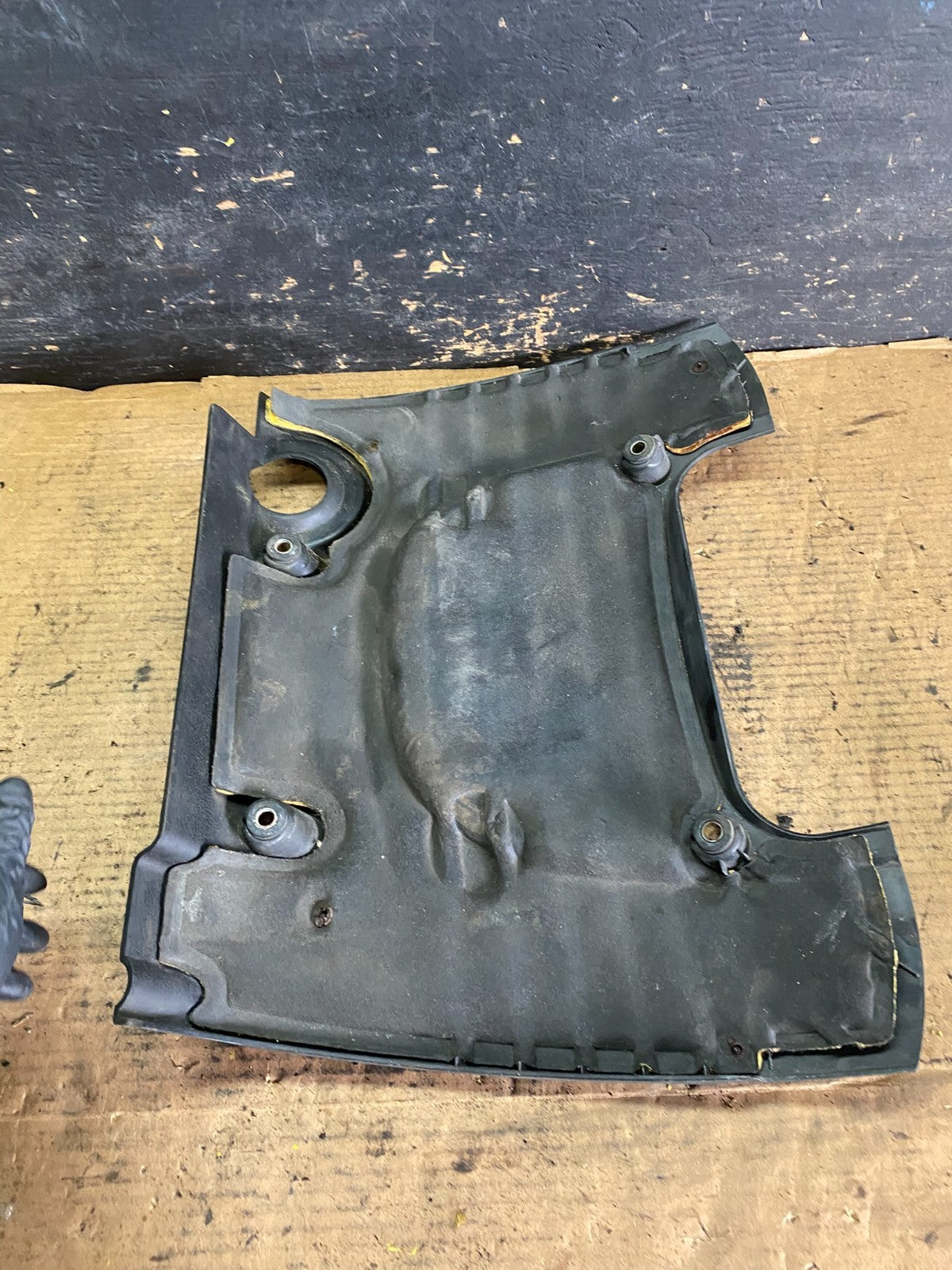 2002 to 2005 Hyundai Sonata 2.4L Engine Trim Cover Oem s1192 DG6