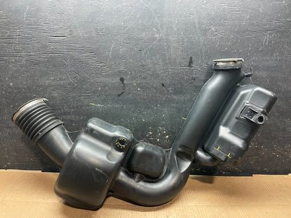 2011 - 2013 Dodge Durango 3.6L Resonator Air Intake Tube Y1797 DG4