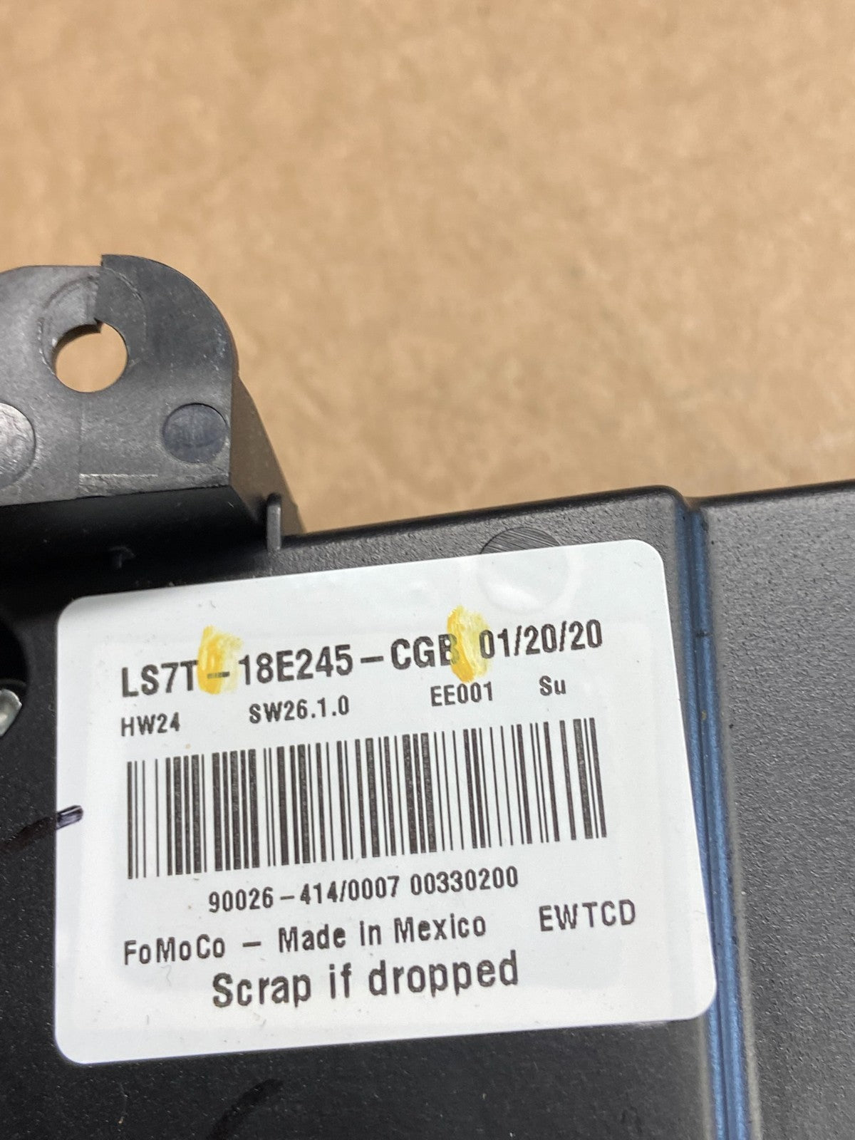 2017 to 2020 Ford Fusion Radio Climate Control A/C Control AF2428 DG5