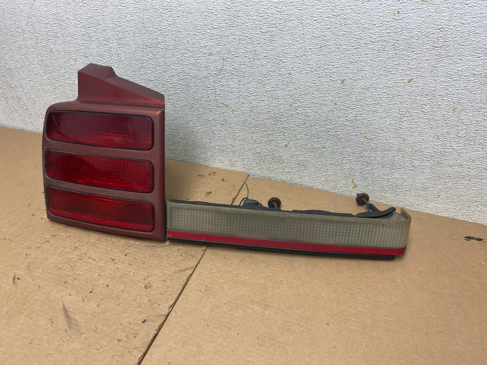 1991-1996 Oldsmobile Cutlass Ciera Left Driver LH Side Tail Light P5178 DG1