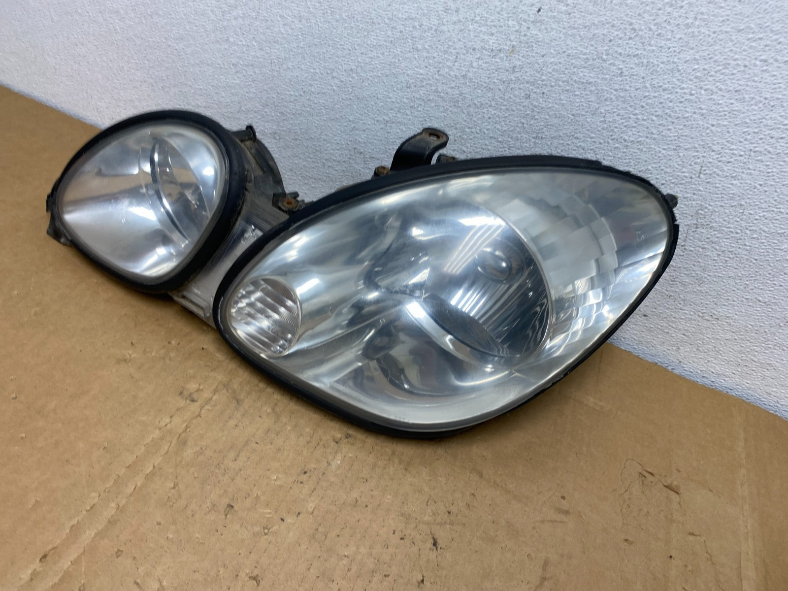 2001 to 2005 Lexus GS430 Gs300 Left Driver Lh Headlight Halogen AC8550 DW1