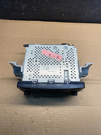 2003 to 2006 Toyota Tundra Sequoia AM/FM Radio CD Player ae8148 DG5