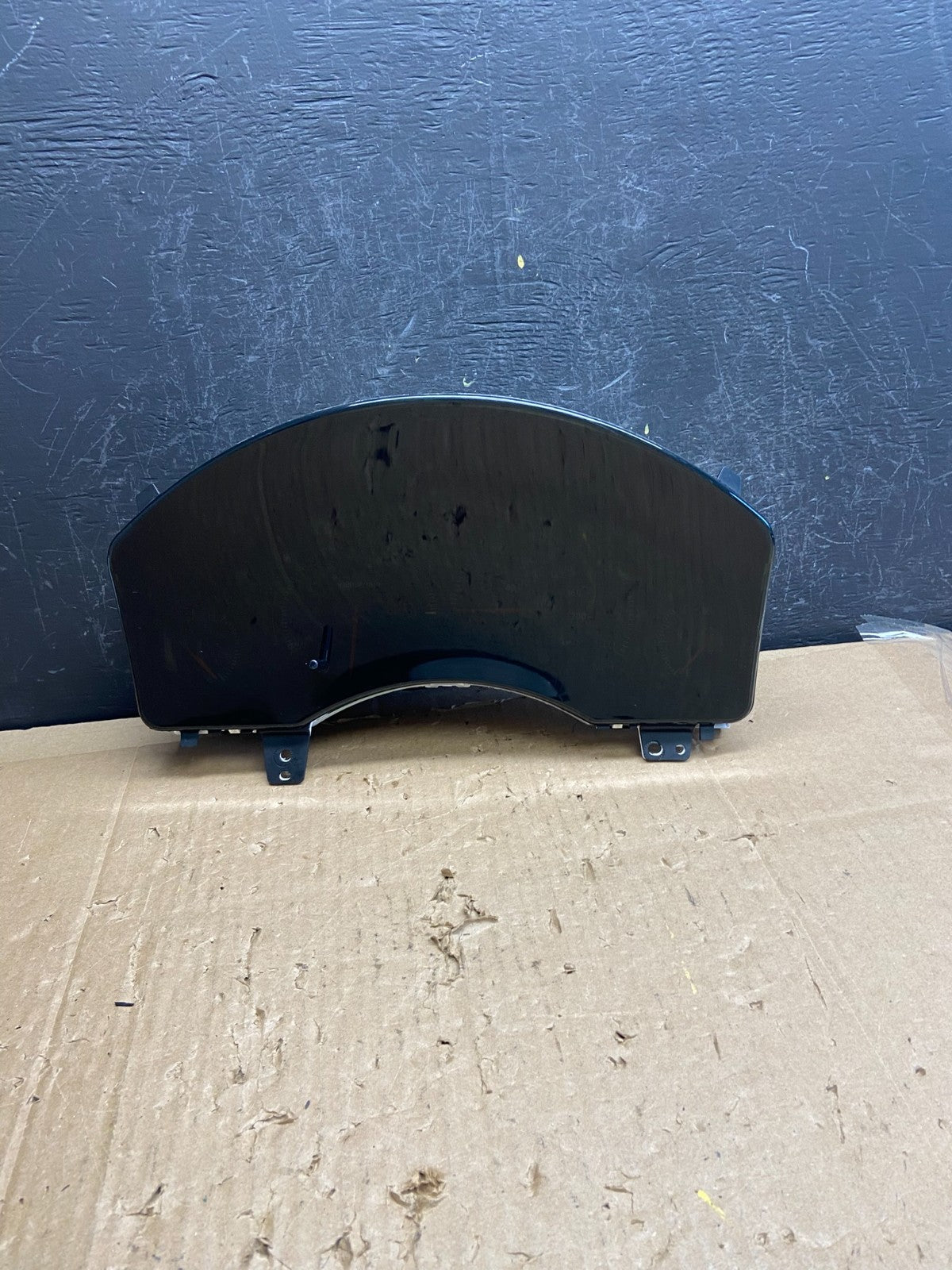 2004 to 2007 Infiniti QX56 Gauge Speedometer Cluster AD6906 DG0