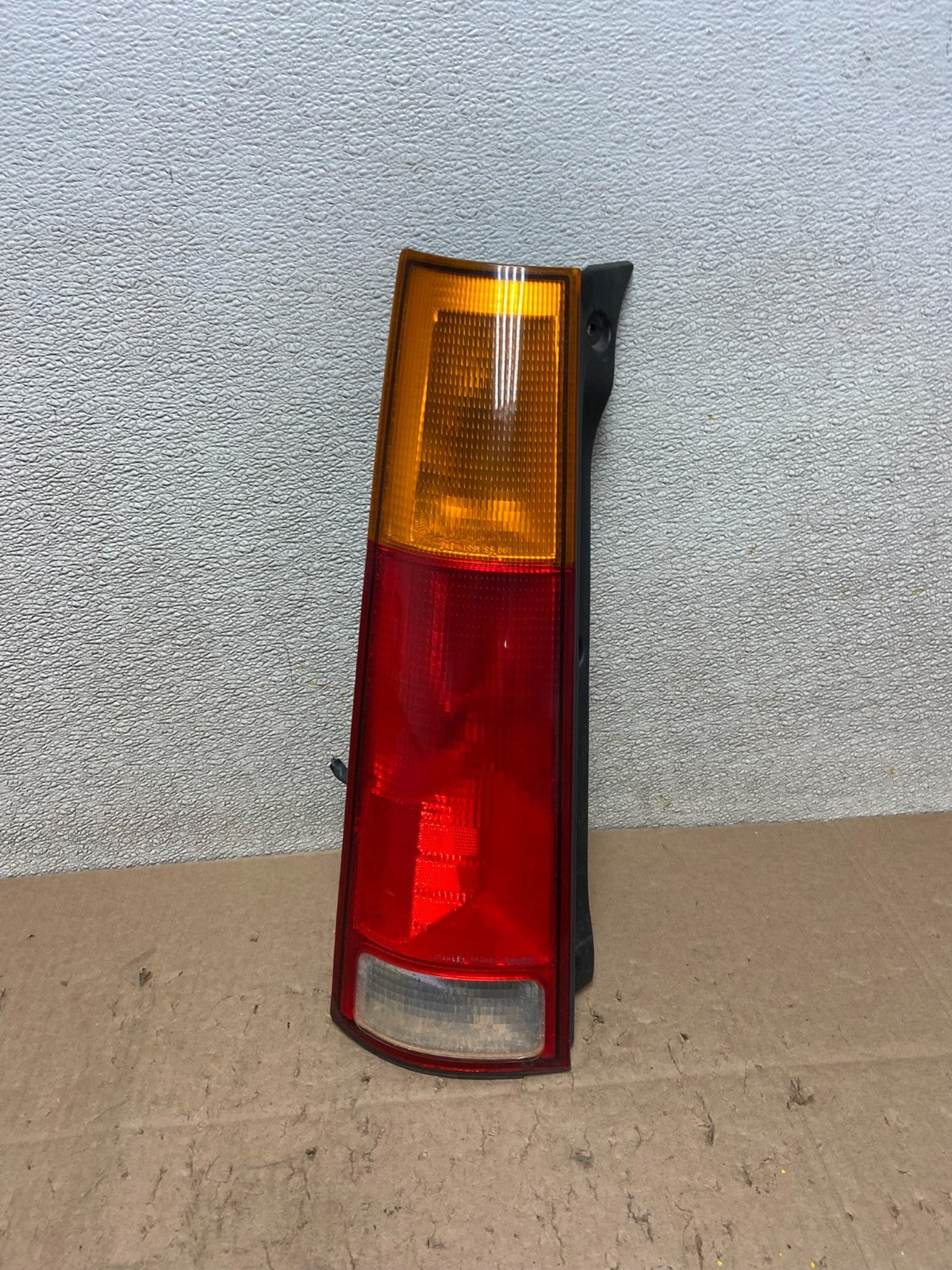 1997 1998 1999 2000 2001 Honda Crv Cr-v Left Driver Lh Tail Light OEM Y3044 DW0