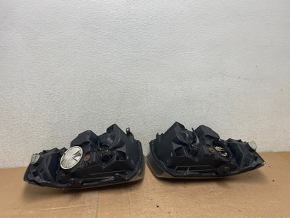 2004-2005 Land Rover Freelander Left+Right Side Halogen Headlights OEM O0468 DW9