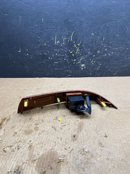 2004 to 2010 Toyota Sienna Switch Key Light Indicator Bezel Trim OEM Z7114 DG3