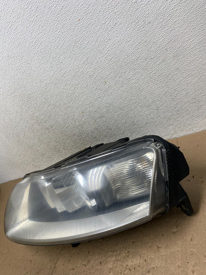 2005 to 2008 Audi A6 Left Driver Side Headlight Xenon HID AG5459 DW2
