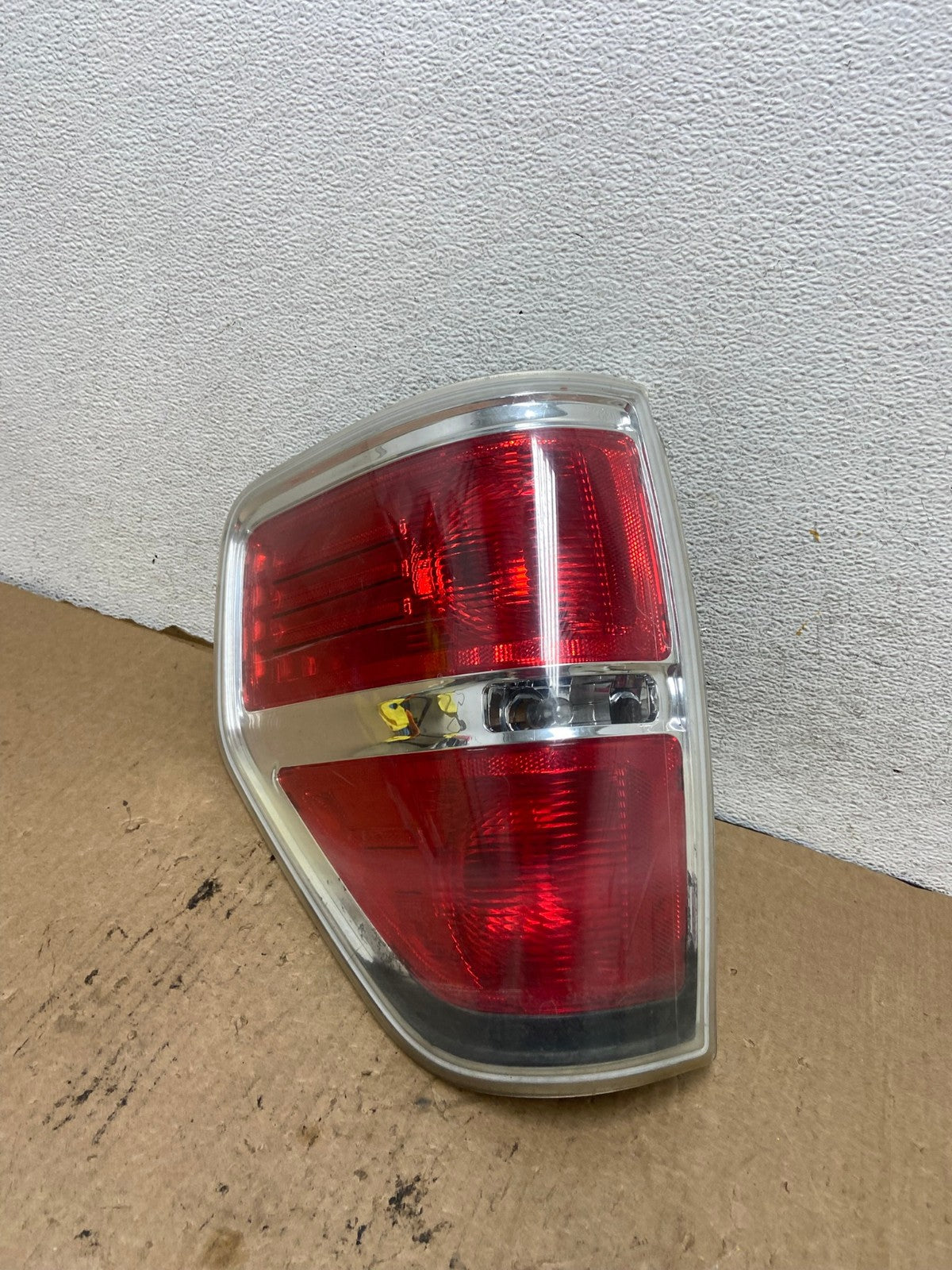 2009 to 2014 Ford F150 F-150 Left Driver LH Side Tail Light AG2413 LK0