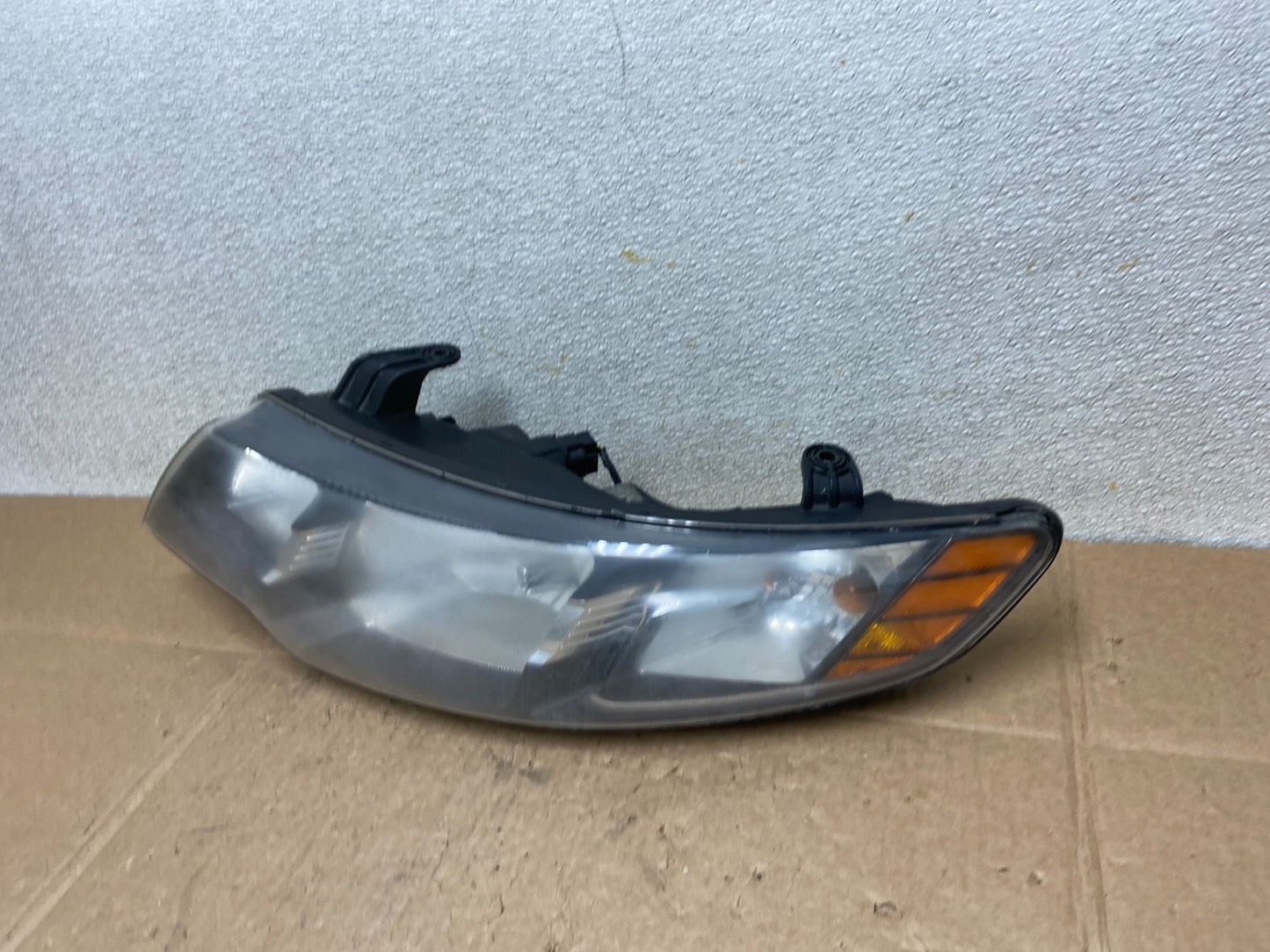 2010 2011 2012 Kia Forte Left Driver Side Headlight Halogen Oem Y8782 DW1