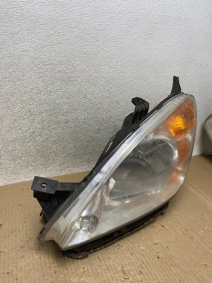 2002 to 2004 Honda Crv Cr-v Left Driver Halogen Headlight AI9655 LK2