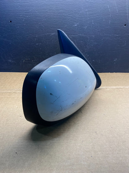 2001 to 2006 Toyota Sequoia Right Passenger View Door Mirror AD3022 DG1