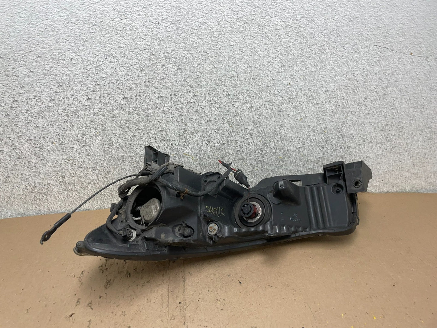 2012 to 2014 Acura TL Headlight Right Passenger Side Xenon HID Q4942 DW15