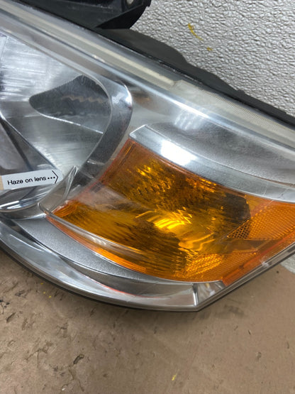 2008 to 2010 Dodge Caravan Left Driver Lh Halogen Headlight Y0322 DW4