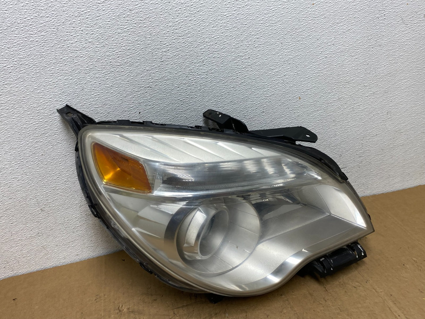 2010-2015 Chevrolet Equinox Right Passenger Halogen Projector Headlight AD14260