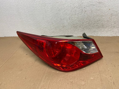 2011 2012 2013 Hyundai Sonata Left Driver LH Side Tail Light AE9150 LK0