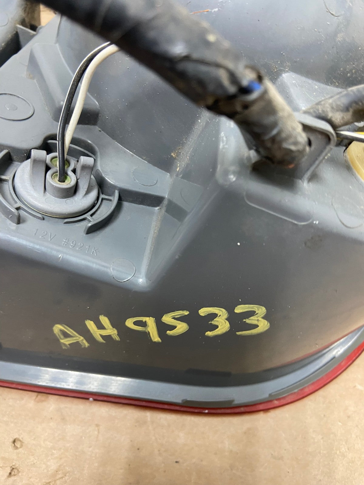 2011 2012 2013 2014 Chevrolet Cruze Left Driver LH Side Tail Light AH9533 LK6
