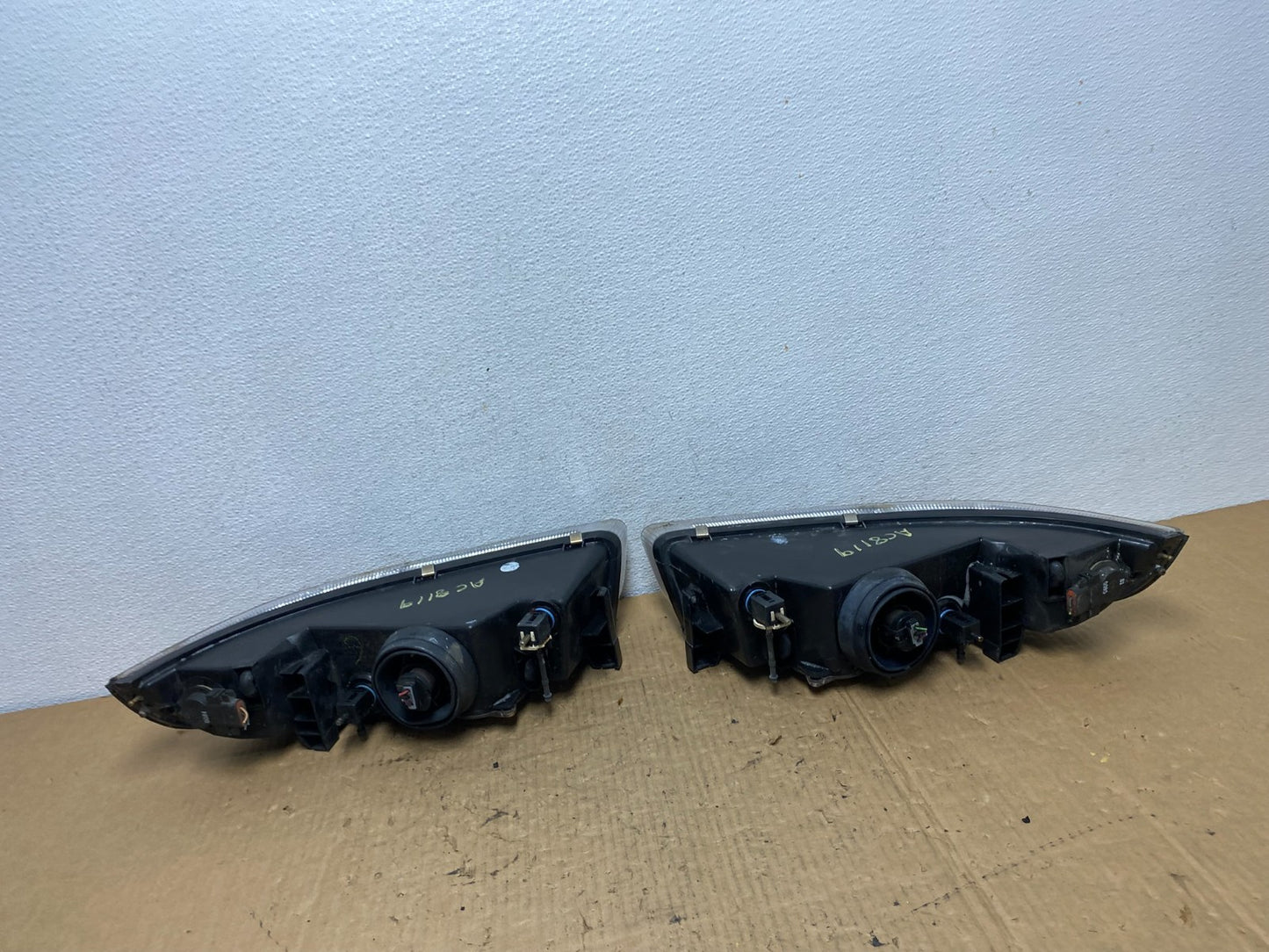 1995 to 2000 Dodge Stratus Left+Right Halogen Headlights AC8119 DW6