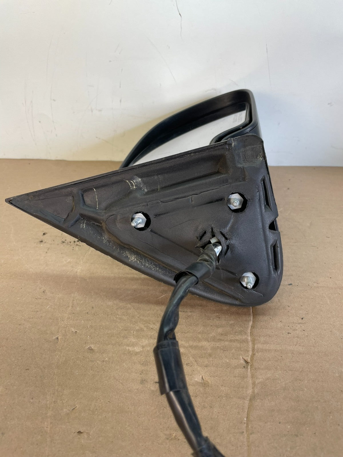 2003-2006 Chevrolet Tahoe Suburban Right Passenger Turn Door Mirror AG7897 DW4