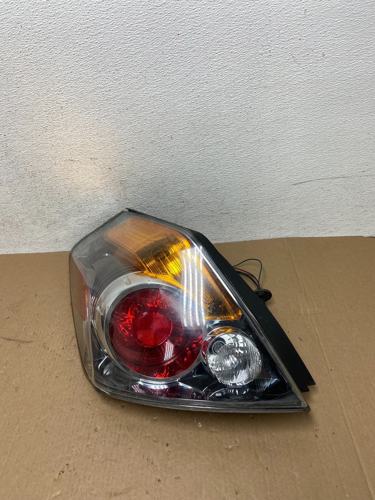 2007 to 2012 Nissan Altima Left Driver Lh Side Tail Light AD6478 DW0
