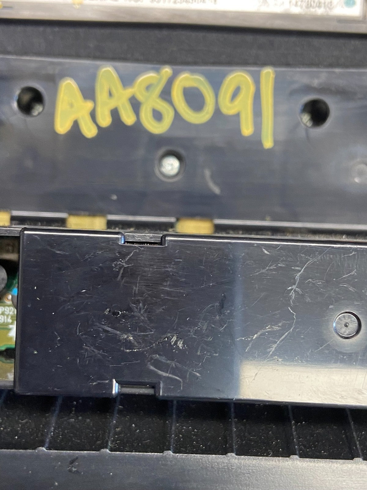 2008-2012 Cadillac CTS A/C Heater Radio Climate Control Panel Bezel OE aa8091 DG7